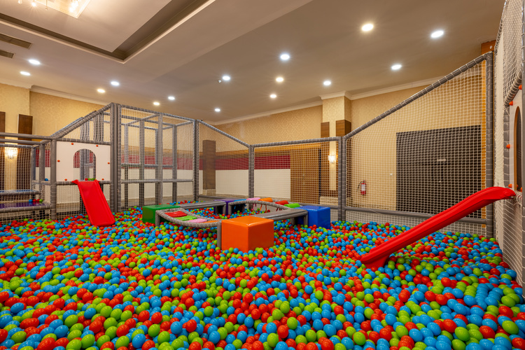 3-%20INDOOR%20PLAYGROUND1
